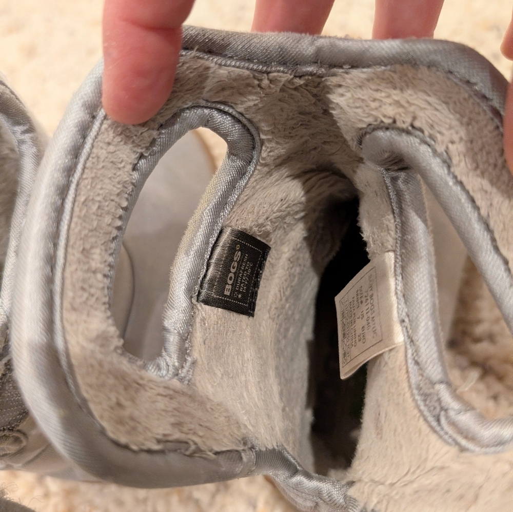 Silver Toddler Bogs Boots - Picture 4 of 10